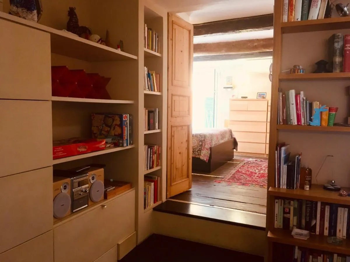 Apartment Martina Guest House Genoa
